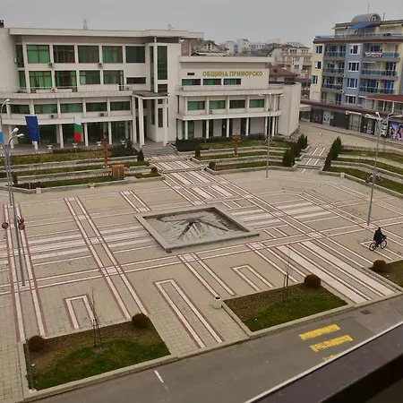 La Piazza & 公寓式酒店