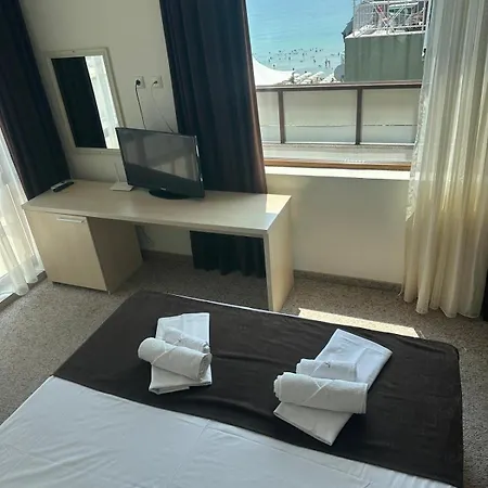 公寓式酒店 La Piazza &