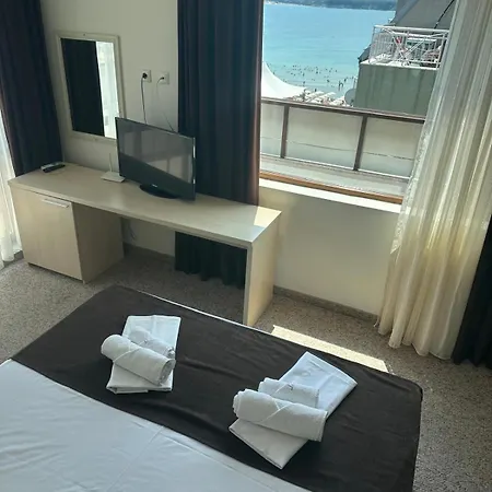 La Piazza & 公寓式酒店 普里莫尔斯科