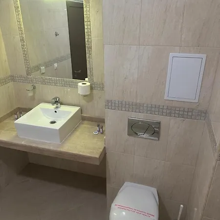 La Piazza & מלון דירות