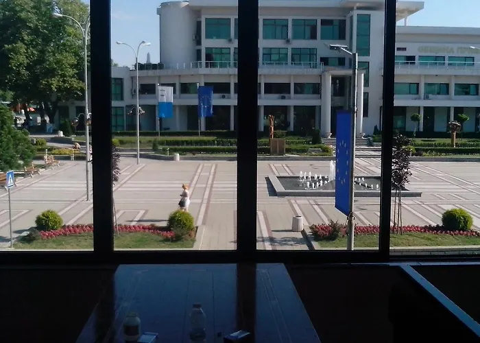 La Piazza & Апартхотел