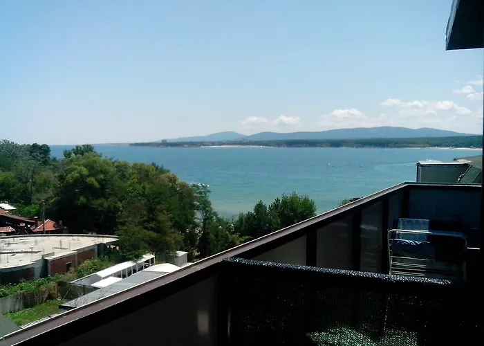 Апартхотел La Piazza & 4*