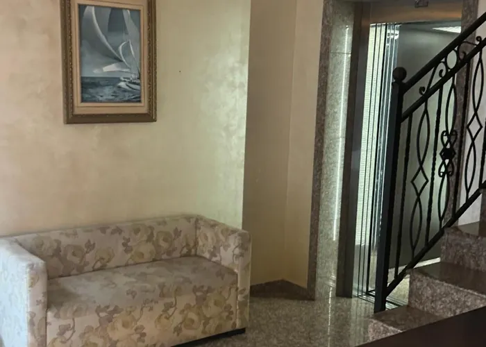 Апартхотел La Piazza & 4*