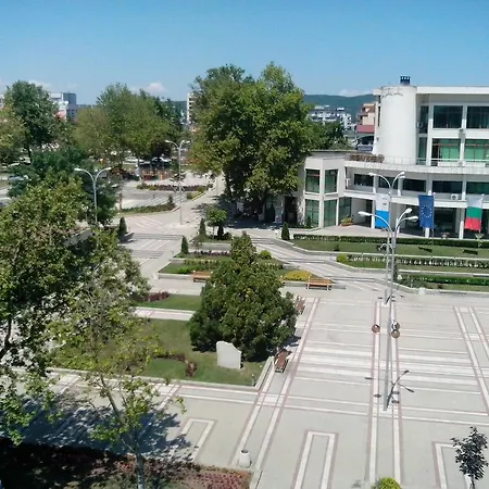 아파트호텔 La Piazza & 4*