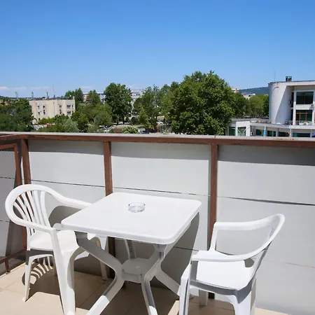 Aparthotel La Piazza &