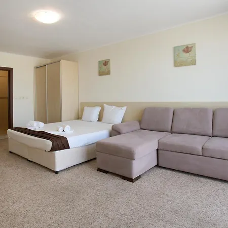 Apart Otel La Piazza &