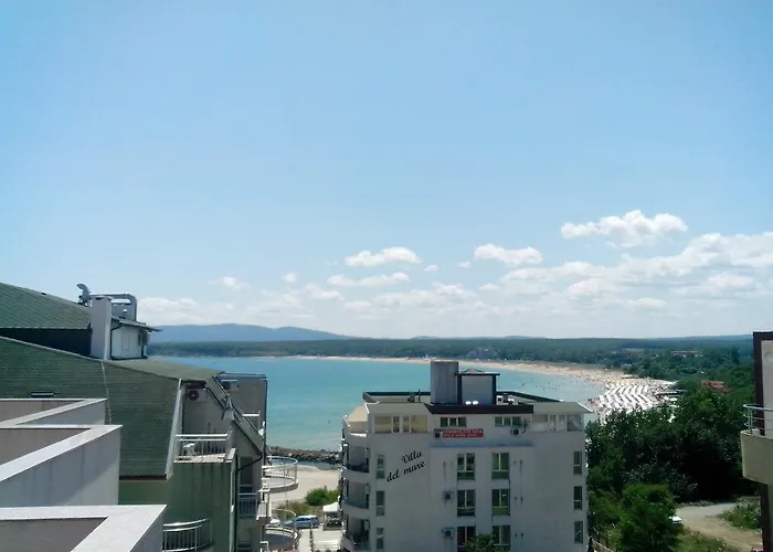 La Piazza & Aparthotel 4*